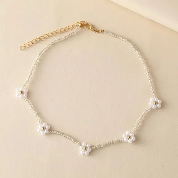 Y2K White Beaded Pearl Daisy Flower Unisex Choker Necklace NEW - Picture 6 of 6